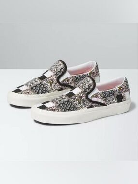 Vans Slip-On Patchwork Floral Checkerboard Sneakers - Black & Pink